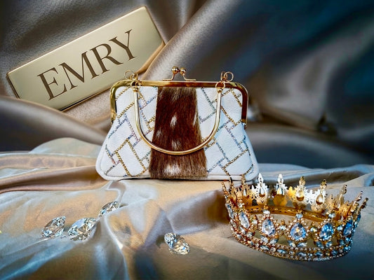 The Lady Emry clutch